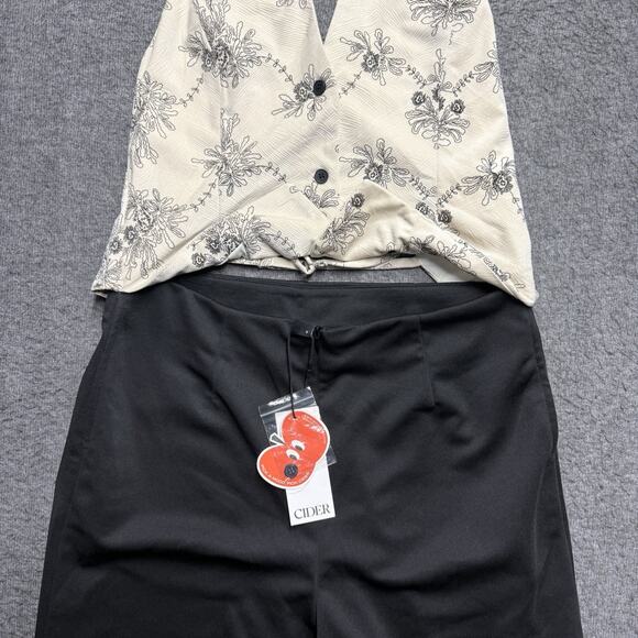 NWT Cider Halter Top Pant Set Women's Small Black/Cream Floral Suit Wide Leg NEW - Picture 3 of 11